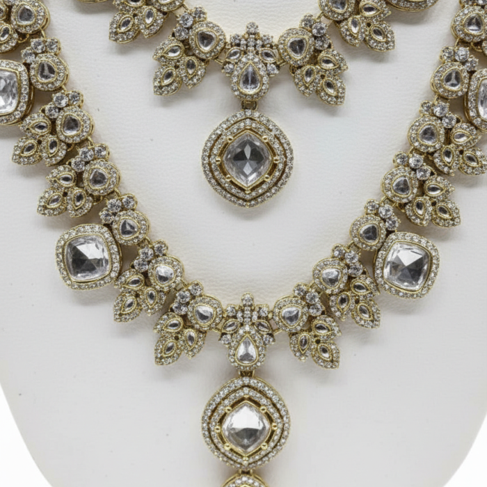 Zoom Bottom Scallops