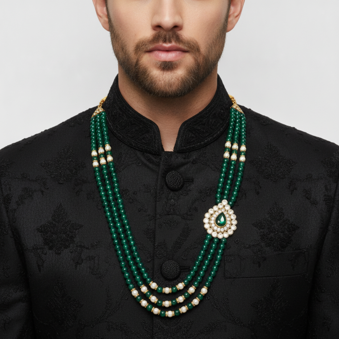 GROOM MALA